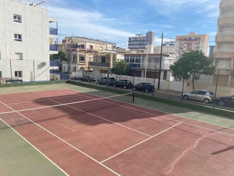 Apartamento 1ª Linea De Playa - Con Piscina Y Parking Playa de Gandia Exteriér fotografie