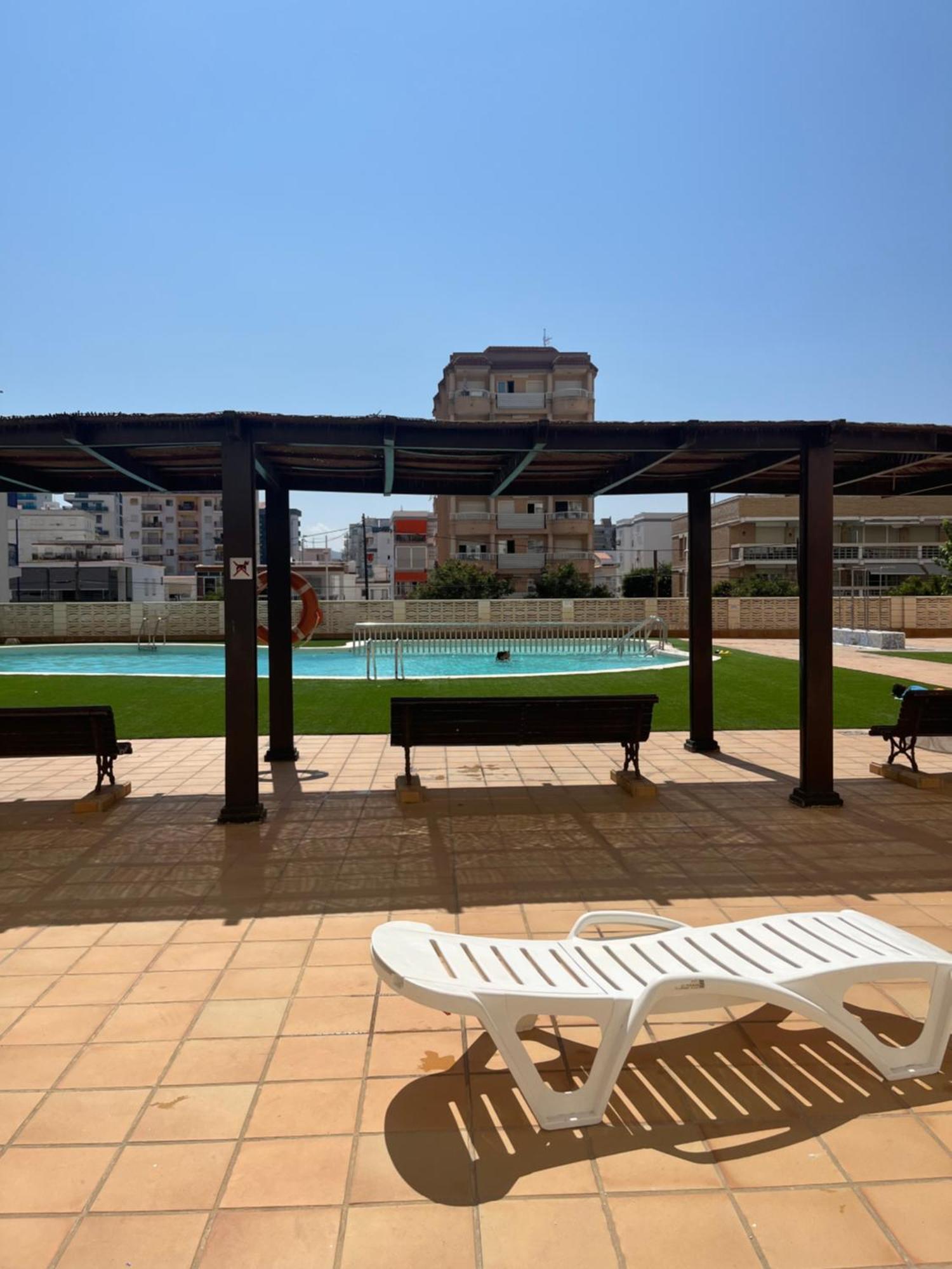 Apartamento 1ª Linea De Playa - Con Piscina Y Parking Playa de Gandia Exteriér fotografie